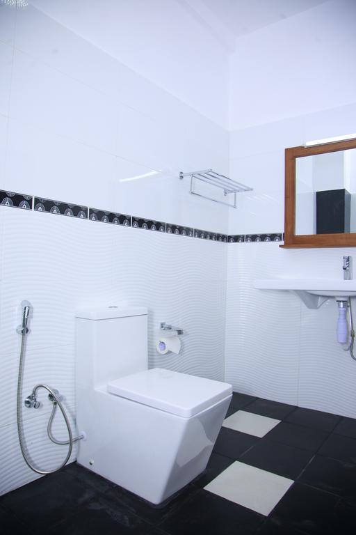 Samwill Holiday Resort Катарагама Номер фото