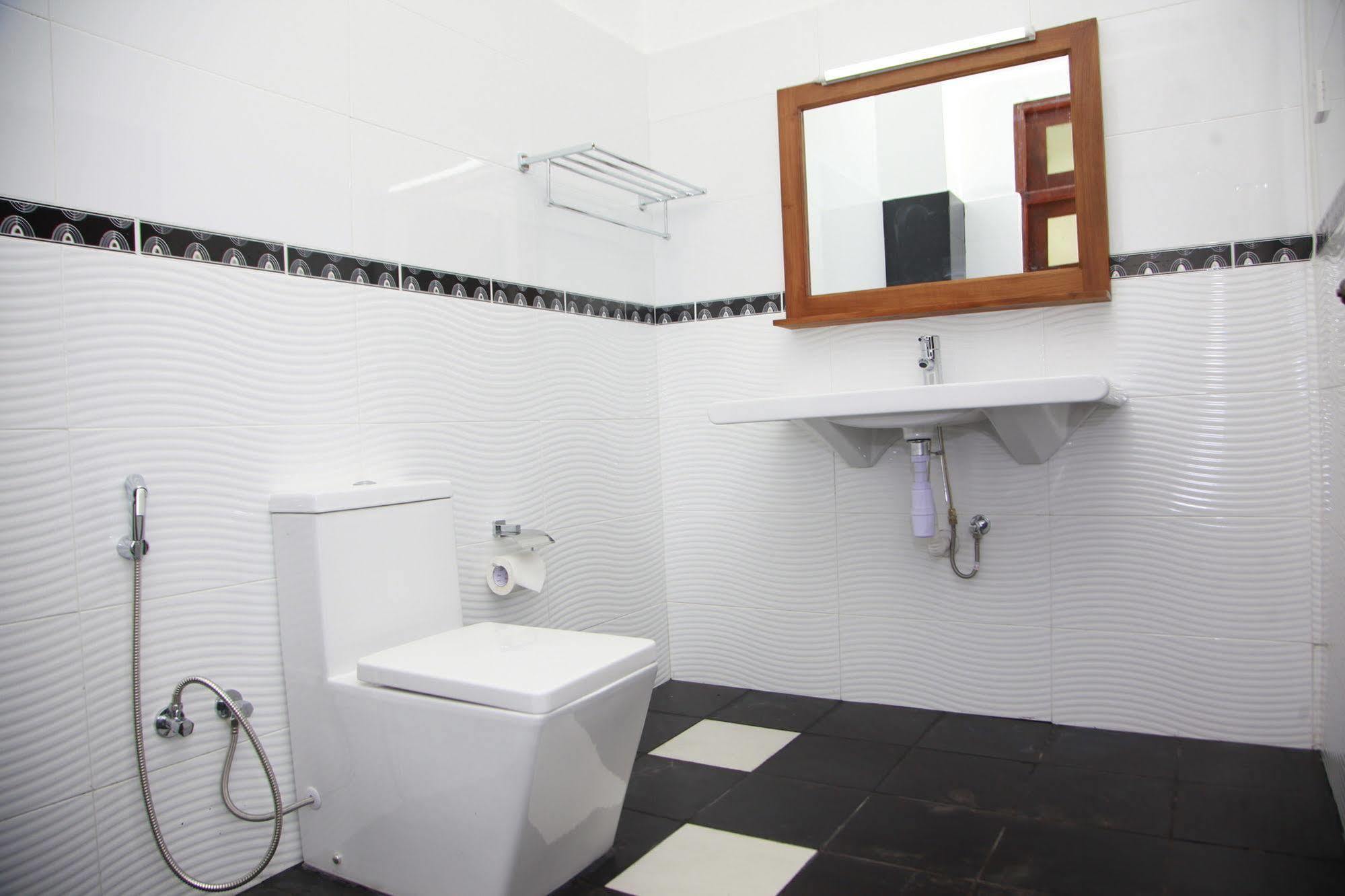Samwill Holiday Resort Катарагама Экстерьер фото