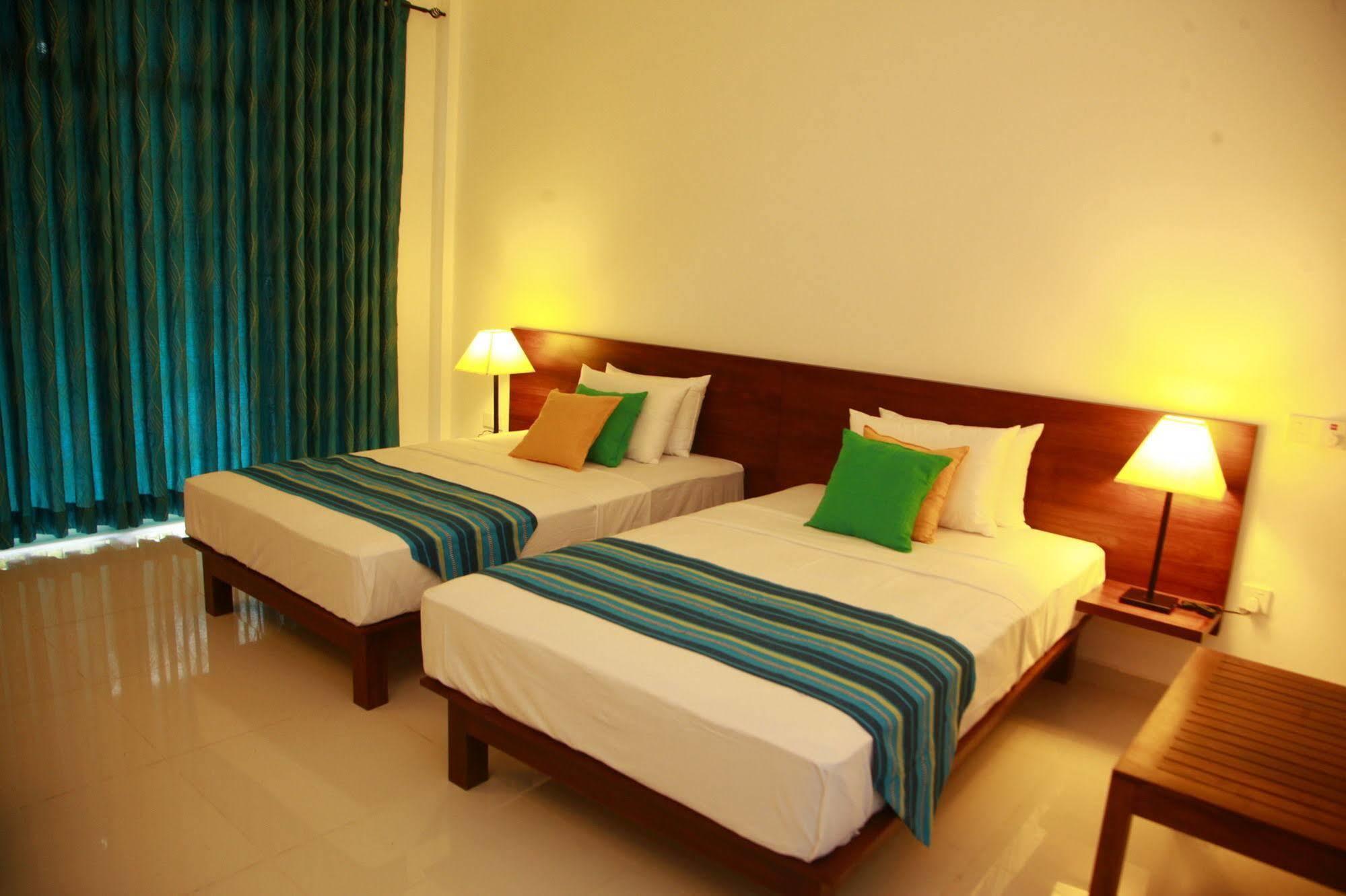 Samwill Holiday Resort Катарагама Экстерьер фото