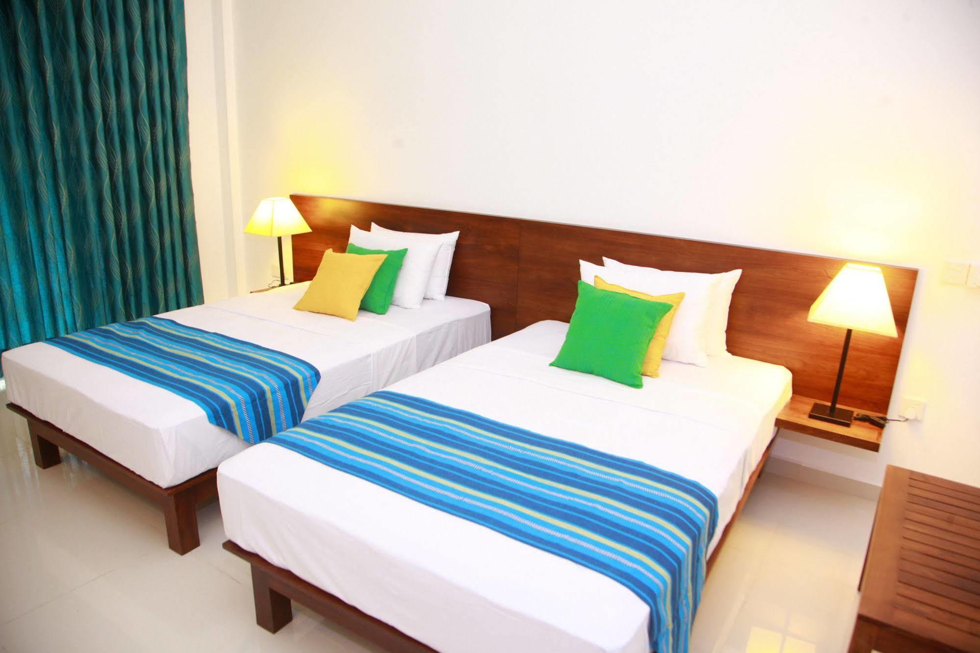 Samwill Holiday Resort Катарагама Экстерьер фото